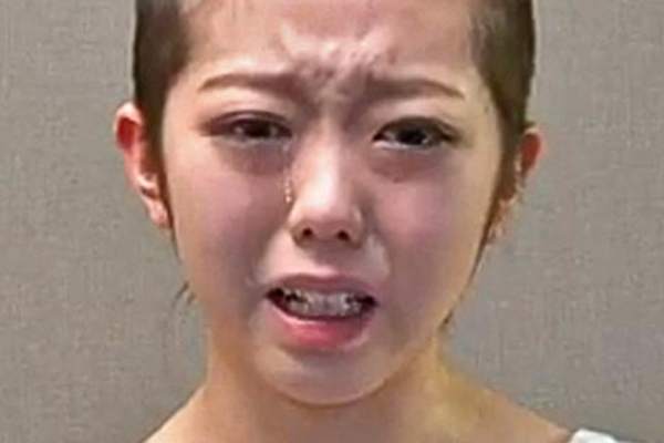 Japan Pop Idol Shaves Head After Sex Scandal