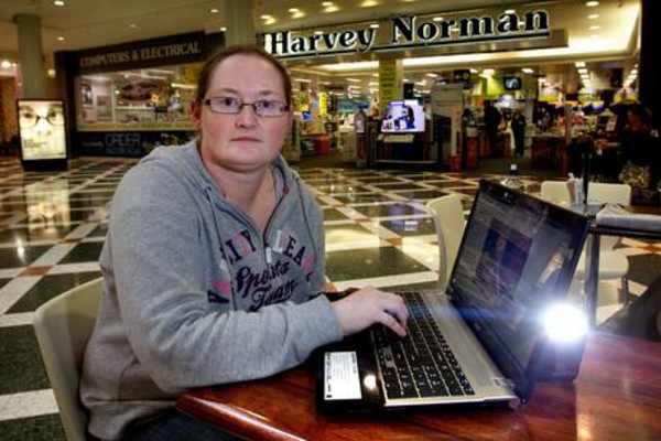 Customer Finds Nude Photos On New Hard Drive