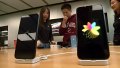 Apple shares rally, US stocks close mixed