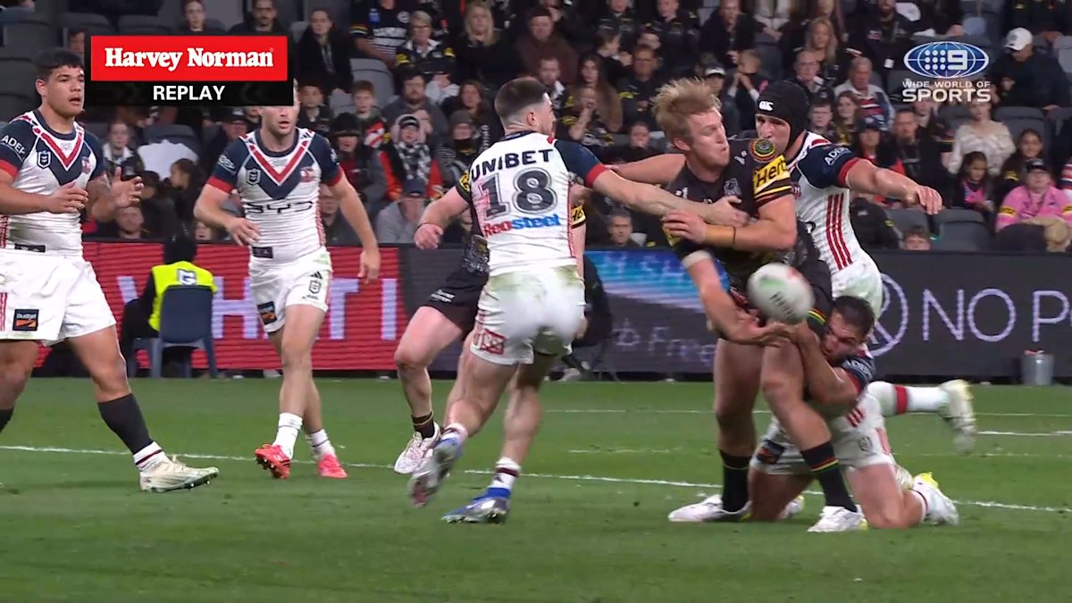 Panthers forward's dream offload leads to first try
