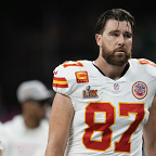 A dejected Kansas City Chiefs tight end Travis Kelce (87) walks off the field at the halftime break during the NFL Super Bowl 59 football game against the Philadelphia Eagles, Sunday, Feb. 9, 2025, in New Orleans. (AP Photo/Abbie Parr)