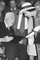 The Queen invested Sir Robert Menzies as a Knight of the Order of Australia in a ceremony in the Long Room at the MCG in 1977.