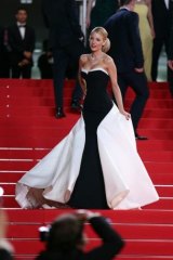 white tie dress for ladies