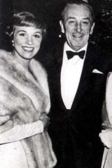 Julie Andrews, Walt Disney and P.L. Travers at the 1964 premiere of <em>Mary Poppins</em>.