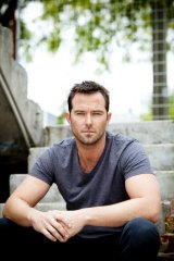 Australia's Sullivan Stapleton is on the rise with a role in new US-British series <i>Strike Back</i>.