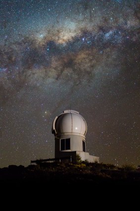 The SkyMapper telescope, which Australian National University astronomers used to find the fastest-growing black hole known in the universe.
