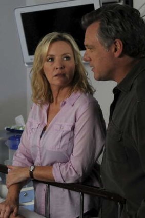 Julie and Dave Rafter (Rebecca Gibney and Erik Thomson) persevere in <i>Packed to the Rafters</i>.