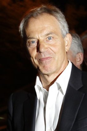 "War criminal" ... Tony Blair.