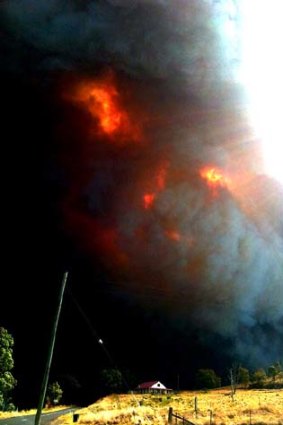 "I couldn't believe it" .... Mark Barrow was heading towards the Warrumbungle National Park when he saw this fire.