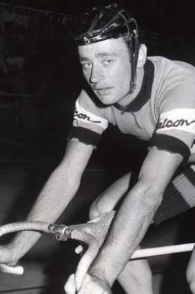 Bradley Wiggins' father Gary at the 1977 Austral Wheelrace.