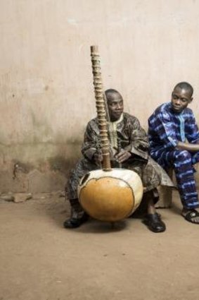 Toumani and Sidiki Diabate are bringing the sound of the African kora to Australia.