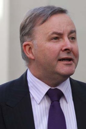 "Electoral issues should be conducted in a bipartisan way": Anthony Albanese.