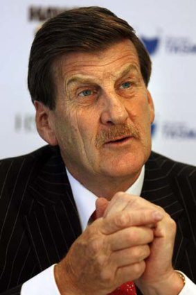 Jeff Kennett has angered gay rights activists who want him to quit beyondblue.