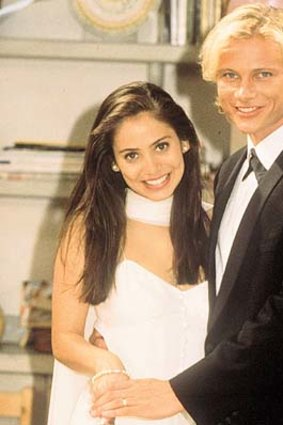 Brad (then played by Scott Michaelson) and Beth (Natalie Imbruglia) in <i>Neighbours</i>, circa 1993.