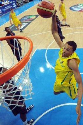 Exum playing for Australia in the under-19 world championships.