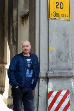 Irvine Welsh likes writing about the US because he says everything is different there.