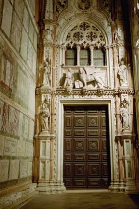 The Doge's Palace entry by night.