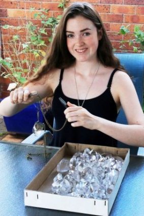 Teenage jeweller Tiona Pemberton's work will be on offer to A-list stars at a pre-Oscars gifting ceremony.