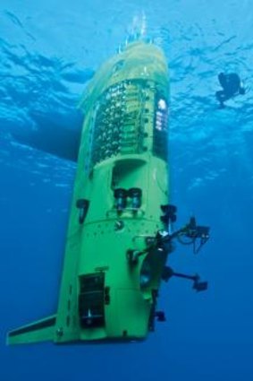 Described as a "vertical torpedo", the submersible takes to the water