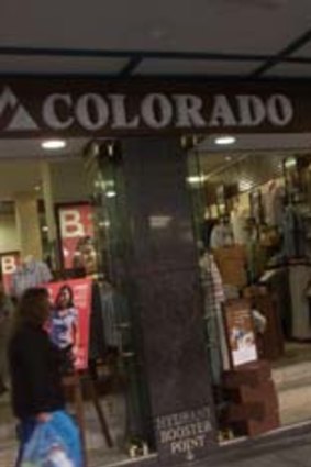 Colorado Group will close 140 loss-making stores in Australia and New Zealand, receivers Ferrier Hodgson say.