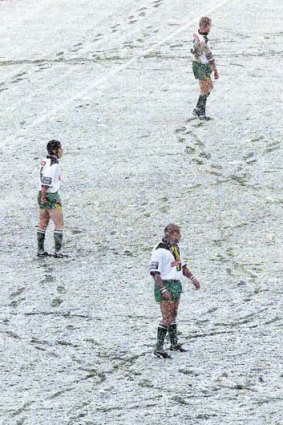 Memorable moment ... the Raiders taking on the Tigers in the snow back in 2000.