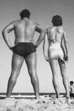 Tanned in black and white: <i>Form at Bondi</i> taken by Max Dupain in 1939, presents a beach less crowded than that found on most days 75 years later.