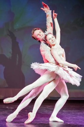 The Australian Ballet's Halaina Hills and Christopher Rodgers-Wilson in <em>The Nutcracker</em>