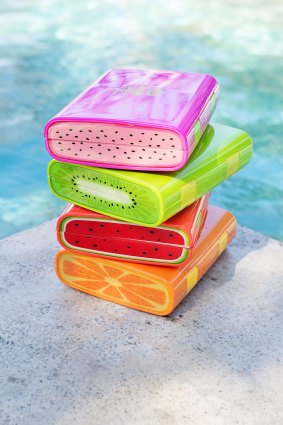 Rainebeau lunch boxes come in bright and colourful designs.