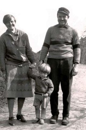 Ernest Hemingway with then-wife Elizabeth Hadley Richardson and son John Hadley Nicanor "Jack" Hemingway (aka "Bumby").