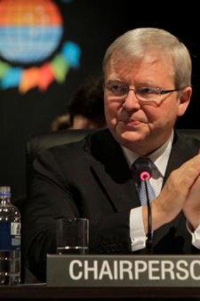 Kevin Rudd at the first session of the pre-CHOGM Foreign Ministers' meeting.