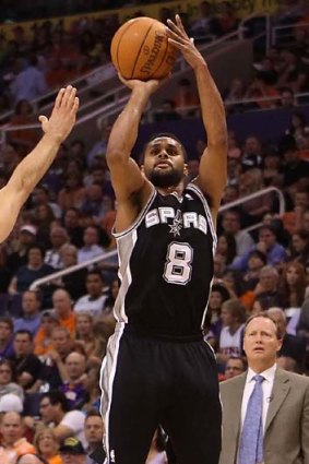 Making a point &#8230; Patty Mills shoots for San Antonio.