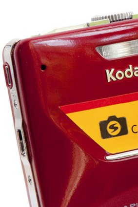 Kodak Easyshare M340: this camera is typically Kodak.