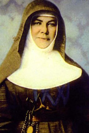 An inspiration to others...at 25 Mary MacKillop founded the congregation of the Sisters of St Joseph. Within four years she had established 34 schools in South Australia.