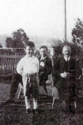 Whitlam ancestory: Fred Whitlam with his father Harry and son Gough circa 1920.