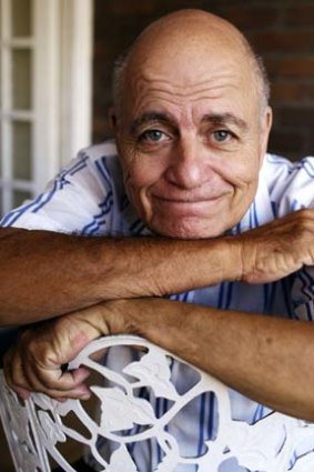 When he's not dying a gory death on screen, actor-taxi driver Alan Zitner is behind behind the wheel in Sydney.