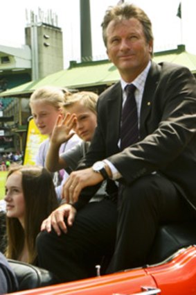 Lap pf honour . . . Steve Waugh at the SCG yesterday.