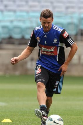 Jason Culina at Sydney FC.