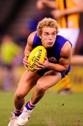 3 MITCHELL WALLIS (WB) Fourth at the Bulldogs for tackles, contested possessions and disposals per game.