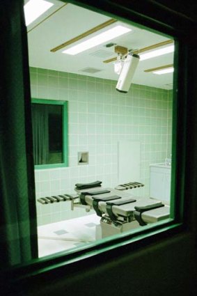 The view of the interior of the $300,000 execution chamber from the media and pubic viewing area at the US Penitentiary in Terre Haute in the city of Indiana.