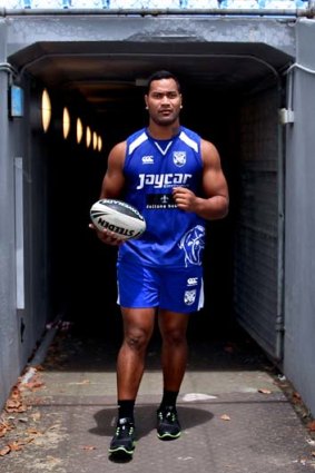 New start ... former Sea Eagle Tony Williams is reunited with Des Hasler at the Bulldogs.