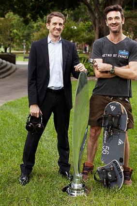 David Clement (white collar worker and part-time DJ) and Etienne Proust (barista, former landscaper and champion skateboarder) collaborate to produce artworks based on plane propellers.