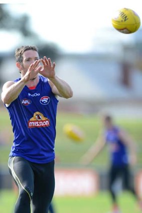 Bob Murphy landed awkwardly trying to spoil during match practice at Whitten Oval a fortnight ago.