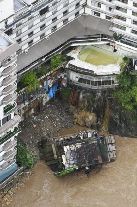 Part of a hotel in the town of Nikko collapsed.
