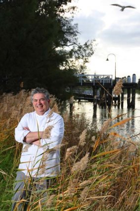 Chef Stefano Di Pieri on the banks of the Murray River in Mildura says NSW must follow Victoria's lead and create a national park and stop logging of Murray River red gums.