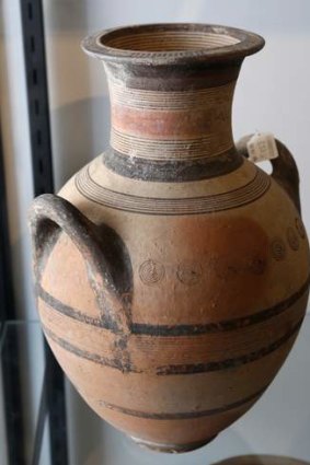 A Cypriot water jar dated 1060BC to 600BC.