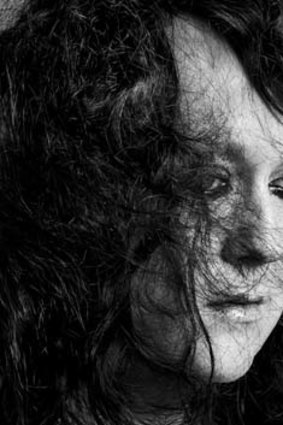 <em>Cut The World</em> by Antony and the Johnsons.