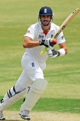 Kevin Pietersen could play for champions Sydney Sixers in this summer's Big Bash Twenty20 tournament.