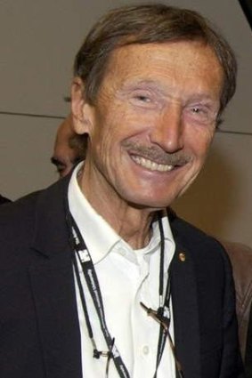 Professor Rolf Zinkernagel.