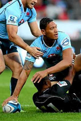 Israel Folau scored a try and set up another in the opening five minutes.