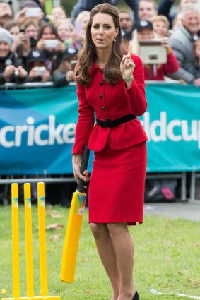 That’s not cricket: Kate admonishes her husband for his bowling